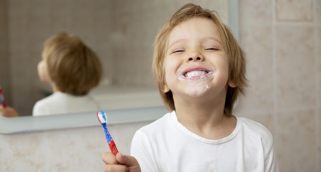 bonnes habitudes dentaires pour les enfants